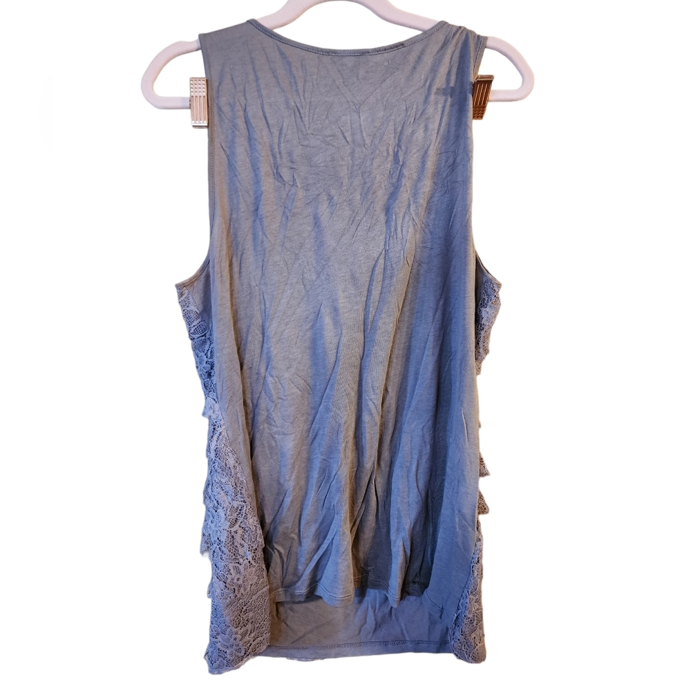 Shimmery Lace Express Sleeveless Top - Picture 2 of 3